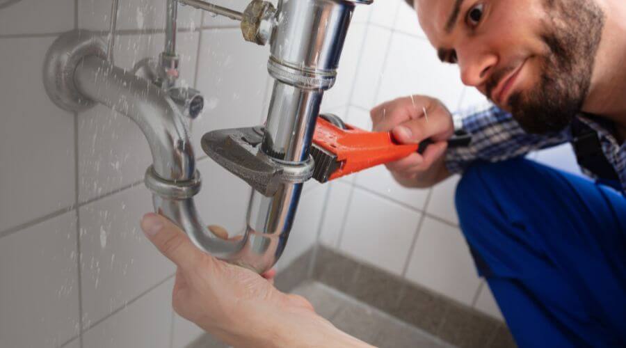 Professional bathroom faucet installation in Saint Paul, IA